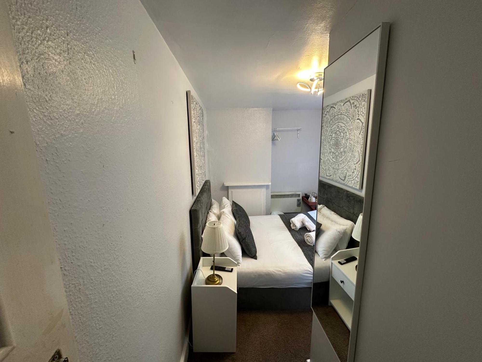 Affittacamere City Guesthouse *